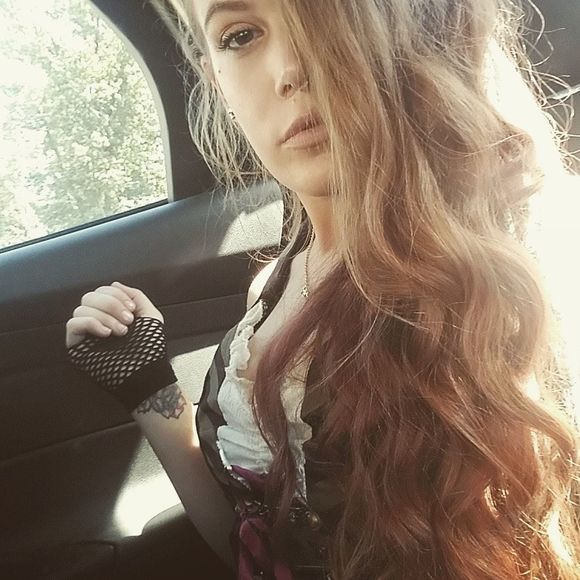 Meet your Posher, Emerald - Picture 1 of 1